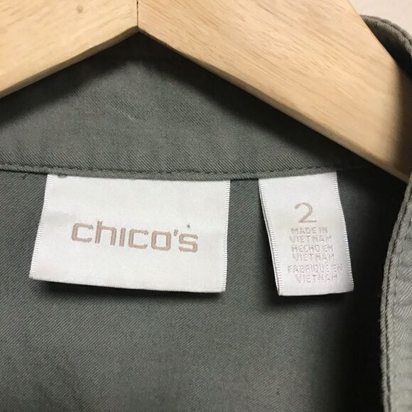 👠Chico’s green jacket with lace detail.   Large - Picture 4 of 6
